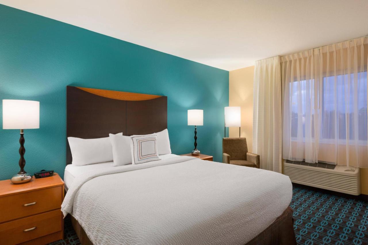 Comfort Inn & Suites Westfield Exteriér fotografie