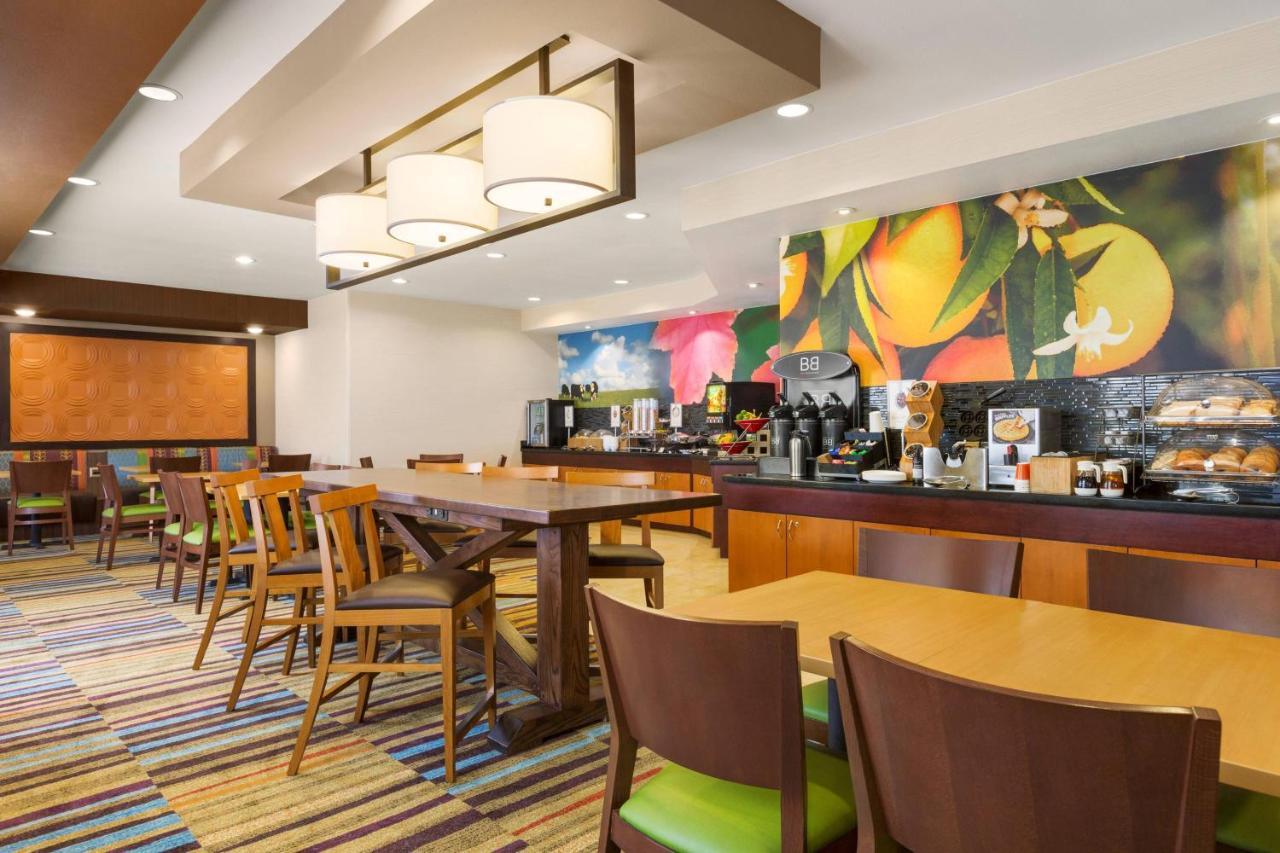 Comfort Inn & Suites Westfield Exteriér fotografie