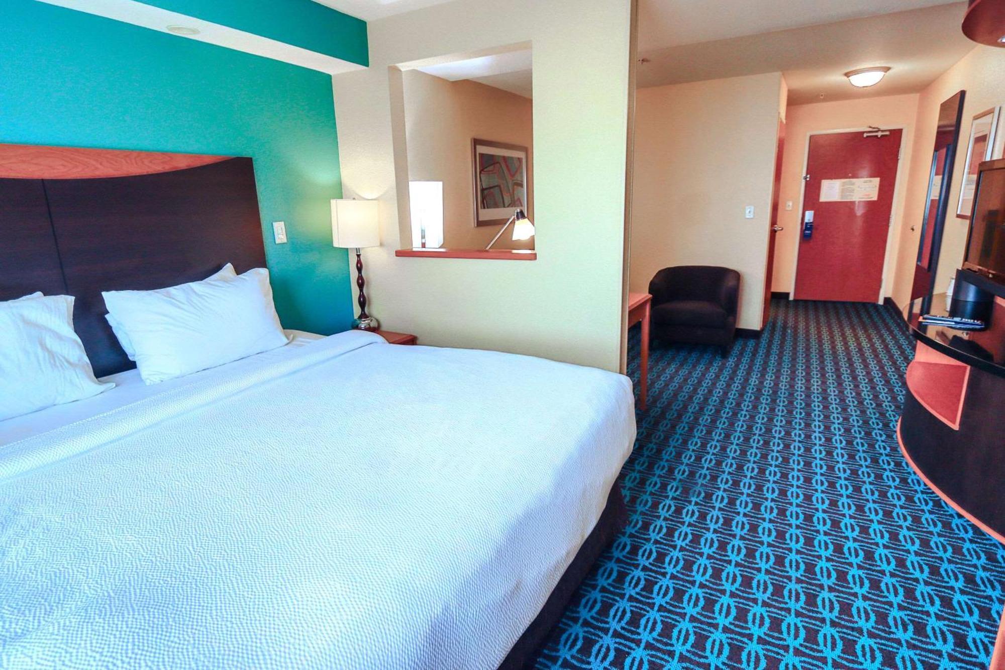 Comfort Inn & Suites Westfield Exteriér fotografie