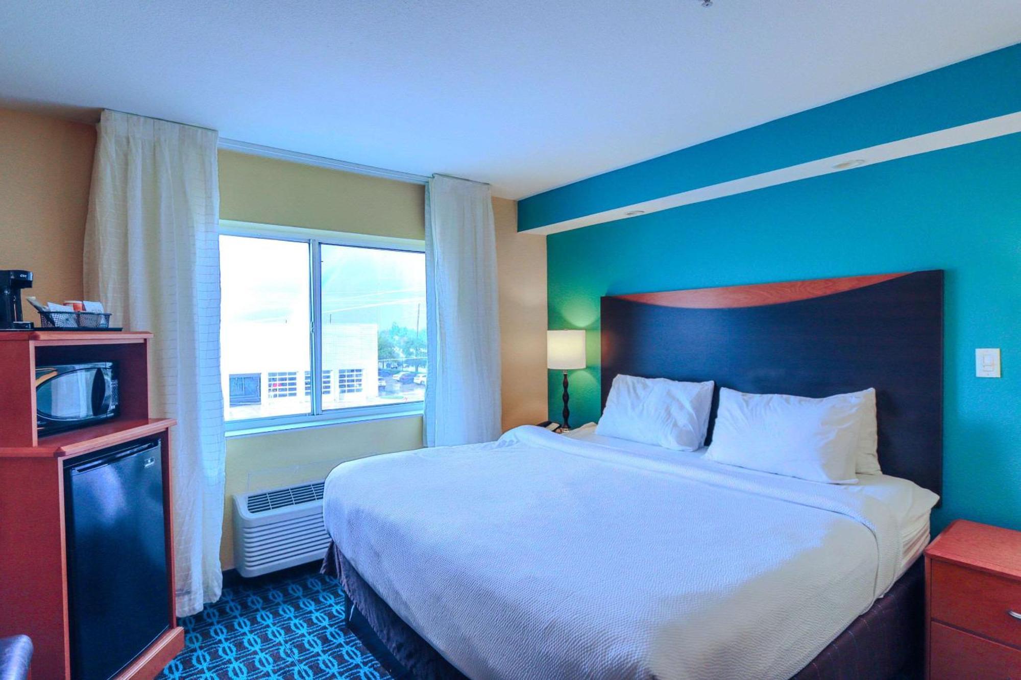 Comfort Inn & Suites Westfield Exteriér fotografie