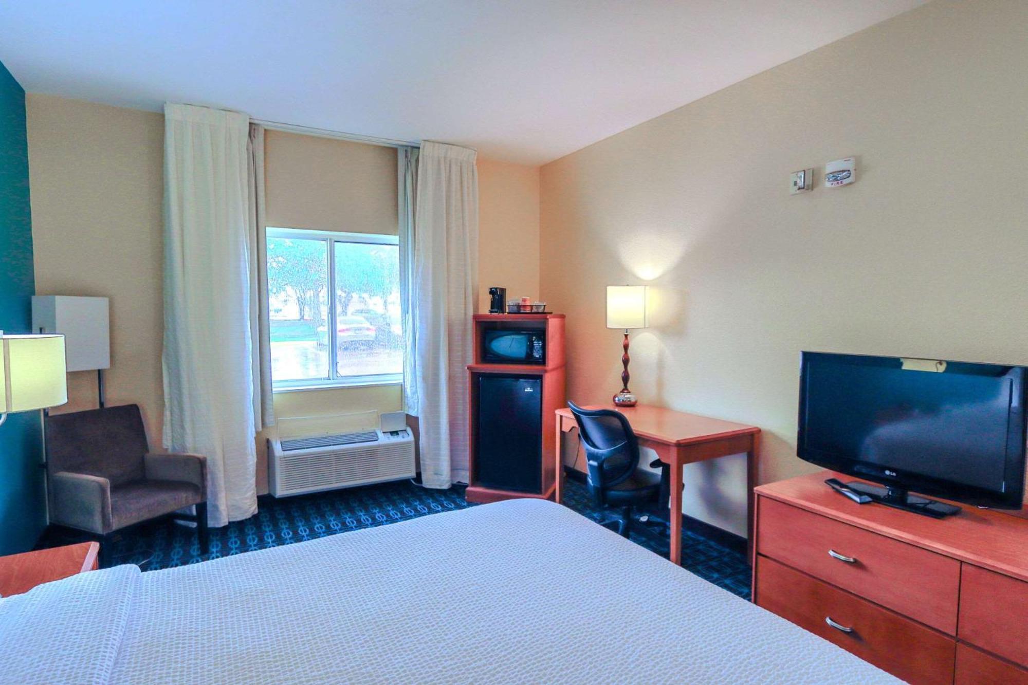 Comfort Inn & Suites Westfield Exteriér fotografie